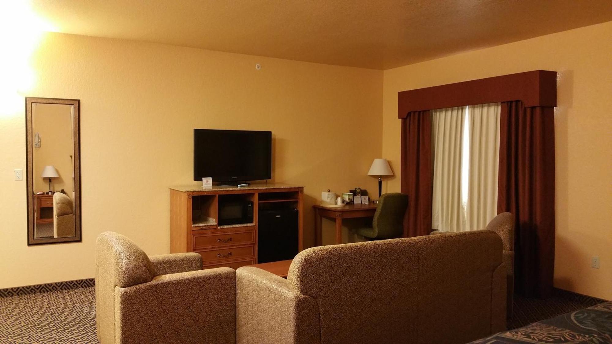 Hiway Inn Express Of Broken Bow Habitación foto